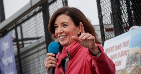 Quién se postulará contra Kathy Hochul en 2026: candidatos en la carrera electoral en Nueva York imagen-8