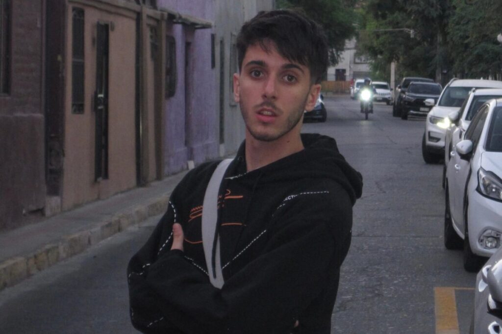 Es hijo de un reconocido actor, le dieron la mejor “herencia” y a los 22 años brilla junto a una estrella imagen-96