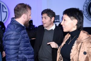 Kicillof reunió intendentes y candidatos de Fuerza Patria para unificar campaña nacional imagen-4
