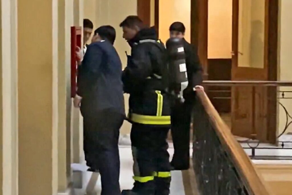 Un principio de incendio en la Casa Rosada alteró la actividad e intervinieron los bomberos imagen-5