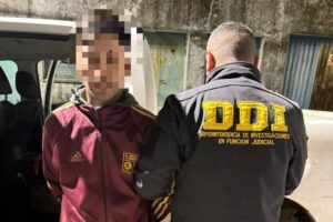 Triple crimen: detuvieron a un joven acusado de hacer el pozo y enterrar a las víctimas imagen-1