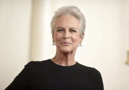 Jamie Lee Curtis se quebró frente al asesinato de Charlie Kirk: “Aún a pesar de que sus ideas me resultaran aborrecibles” imagen-9