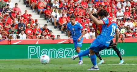 Video: el penal que erró Julián Álvarez ante Mallorca imagen-17
