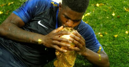 Quién es el campeón del mundo con Francia se retiró del fútbol a los 31 años imagen-14