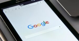 El historial oculto que Google guarda de cada usuario: qué datos registra y cómo borrarlos, paso a paso imagen-2