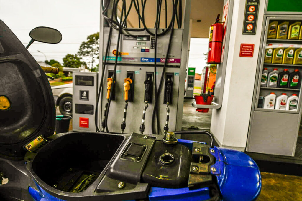 Estacionero advierte: “A medida que el dólar se despegue, los combustibles seguirán subiendo” imagen-4