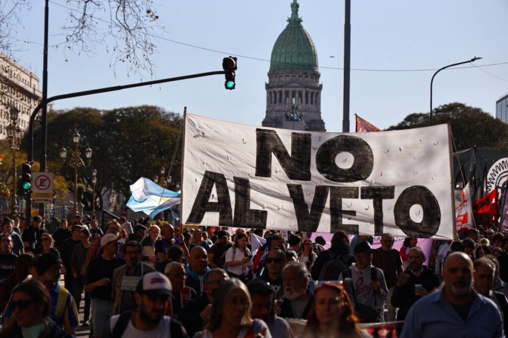 La oposición intentará sostener el financiamiento al Garrahan y las universidades contra los vetos de Milei imagen-96