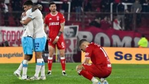 Racing venció 2-0 a Huracán y llega entonado al duelo de Copa con Vélez imagen-3