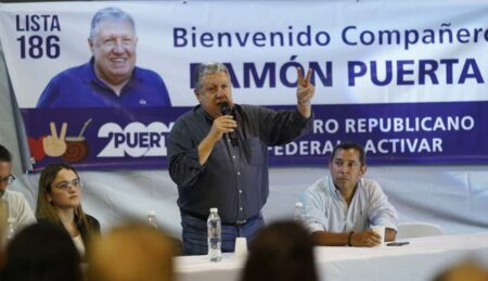 Puerta arrancó su campaña con críticas a Milei, el kirchnerismo y la Renovación imagen-115