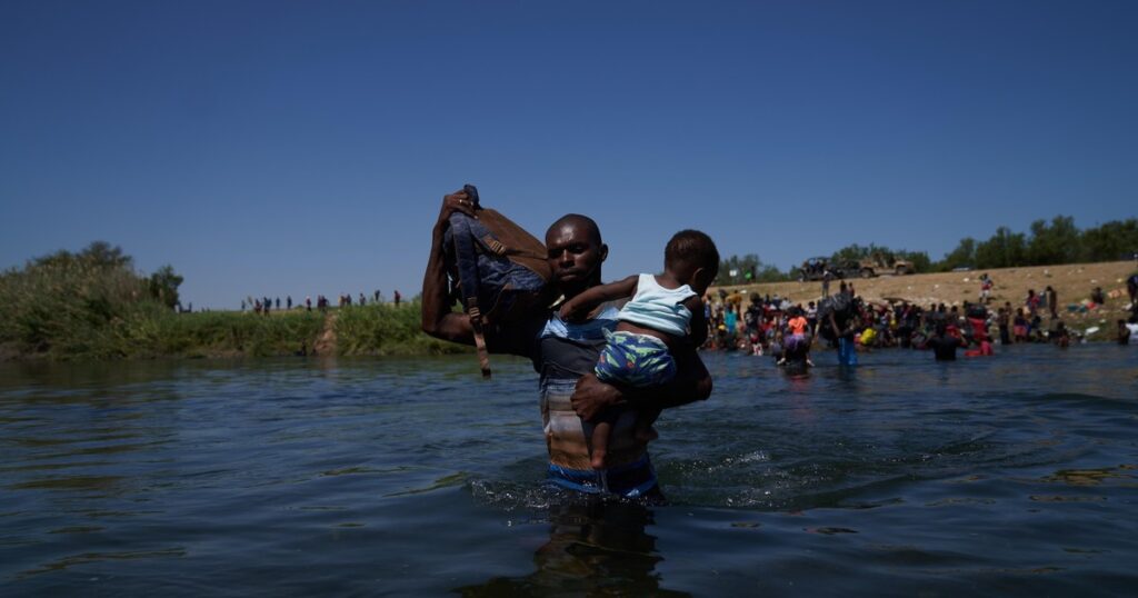 Greg Abbott y la controversial ley SB4 ¿Cómo afectan sus políticas migratorias a los inmigrantes en Texas? imagen-5