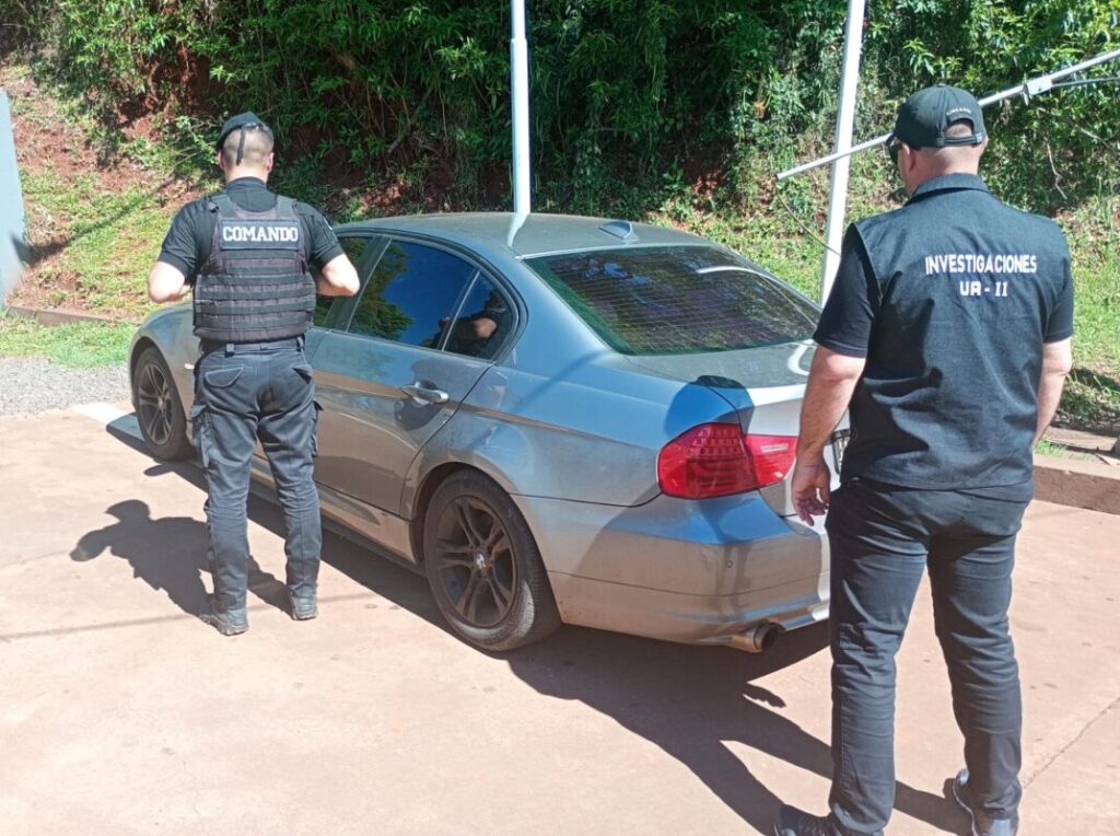 Detuvieron en Oberá a un grupo delictivo investigado por falsificación de documentos y adulteración de vehículos imagen-4