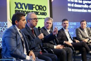 Passalacqua destacó el rol del Fondo de Crédito de Misiones en el Foro Iberoamericano de Garantías y Financiamiento para Pymes, en Bariloche imagen-1