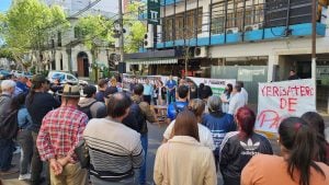 Se realizó en Posadas un abrazo simbólico al INYM: productores firmaron una cautelar y exigieron a Nación un presidente para el instituto regulador del sector yerbatero imagen-7