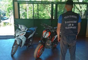 Cuatro detenidos y siete motocicletas robadas recuperadas durante operativos policiales imagen-4