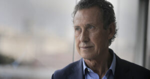 Valdano, rendido ante Mastantuono: "Confío absolutamente, su aterrizaje en el Madrid fue el correcto" imagen-2