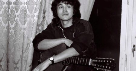 Víktor Tsoi, la leyenda del rock soviético que murió trágicamente a los 28 años, cuando estaba en la cumbre de su carrera imagen-18