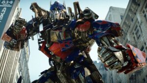 En 'Transformers' se preocuparon tanto en hacer que los robots quedaran bien que se olvidaron de que los cámaras no salieran en plano imagen-98
