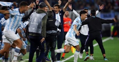 El eufórico festejo de Racing tras una clasificación histórica a la semi de la Copa Libertadores imagen-13