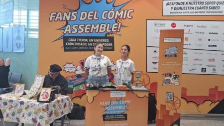 ‘Merchandising’, ‘photocall’ y hasta el martillo de Thor. El Aeropuerto de Málaga-Costa del Sol se vuelca con la Comic-Con® imagen-6