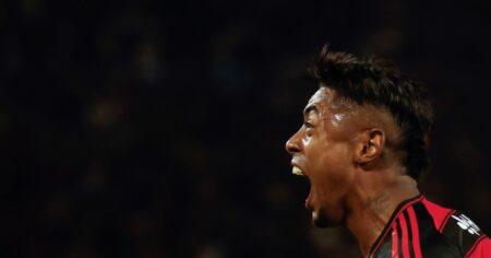El gesto obsceno de Bruno Enrique a la hinchada de Estudiantes imagen-20