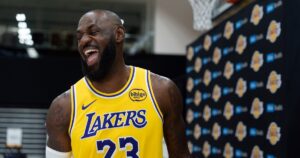 LeBron James esquivó el retiro: "No sé cuándo será el final, hoy estoy entusiasmado" imagen-1