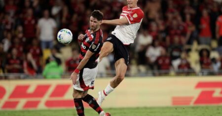 Carrillo le dio vida a Estudiantes: de "somos los del segundo tiempo" a "la serie está abierta" imagen-18