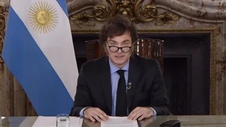Javier Milei: “El equilibrio fiscal no es negociable, es la piedra angular de nuestro gobierno” imagen-10