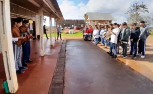 Continúa el pedido de ayuda para trasladar 40 cajas de libros con el fin de abrir la primera biblioteca del BOP 60 en 2 de Mayo imagen-3