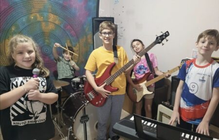 Al Caer el Sol regresa tras la suspensión por lluvia con el Festival del Estudiante en El Brete y un cierre musical a cargo de Pulsión imagen-22