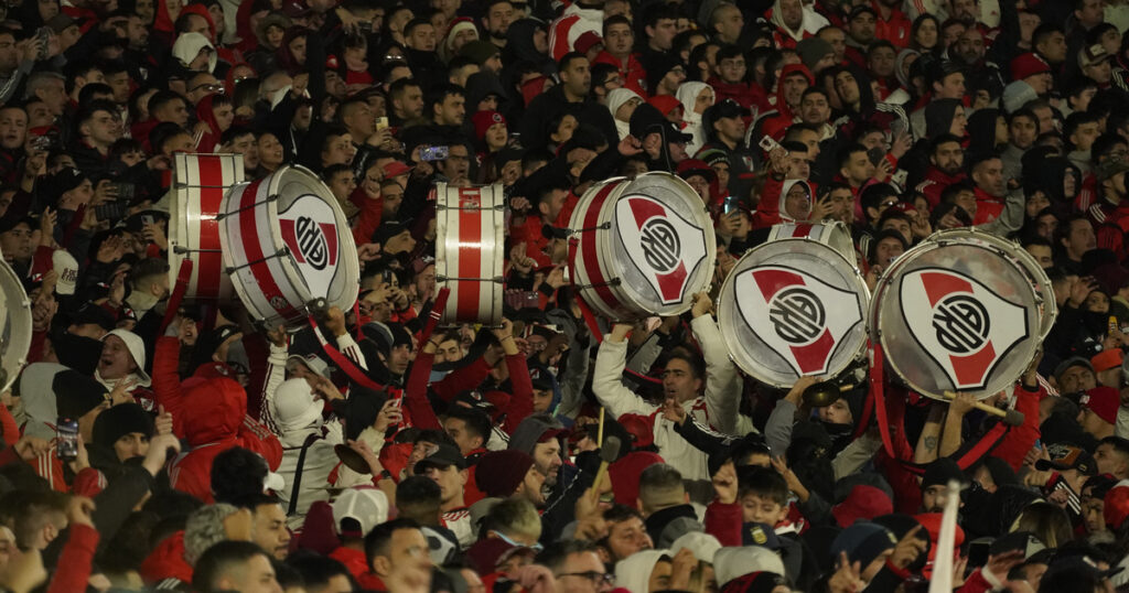 En minutos, River agotó las entradas para el partido ante Racing por Copa Argentina imagen-5
