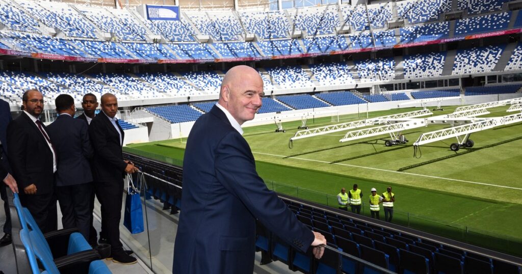 Infantino recorrió el estadio de Tánger, Marruecos, para la Copa Africana y el Mundial 2030: "Una verdadera joya" imagen-35