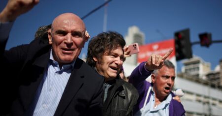 Se reunió la mesa política libertaria: descartan que Milei se muestre con Espert en un acto de campaña en San Isidro imagen-11
