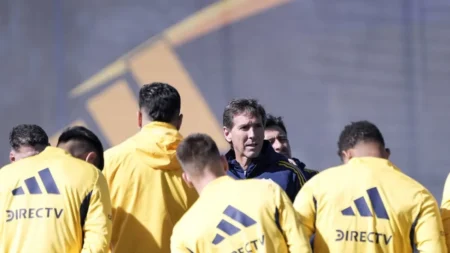 A la espera de Russo, cuándo fue la última vez que un ayudante dirigió un partido en Boca - TyC Sports imagen-7