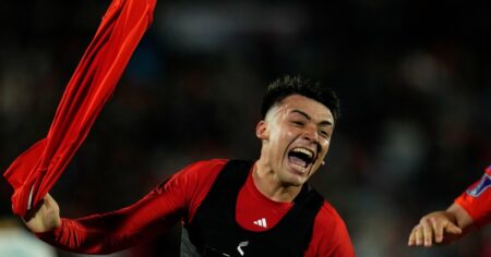 Mundial Sub 20: Chile le ganó a Nueva Zelanda en el debut con un gol en el minuto 96, un blooper del arquero y un festejo de locos imagen-7