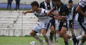 Fénix perdió y quedó prácticamente condenado al descenso imagen-1