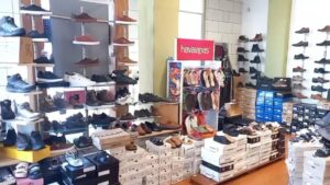 Comercios de ropa y calzado en Posadas atraviesan un momento crítico: “Es difícil competir con la frontera” imagen-2