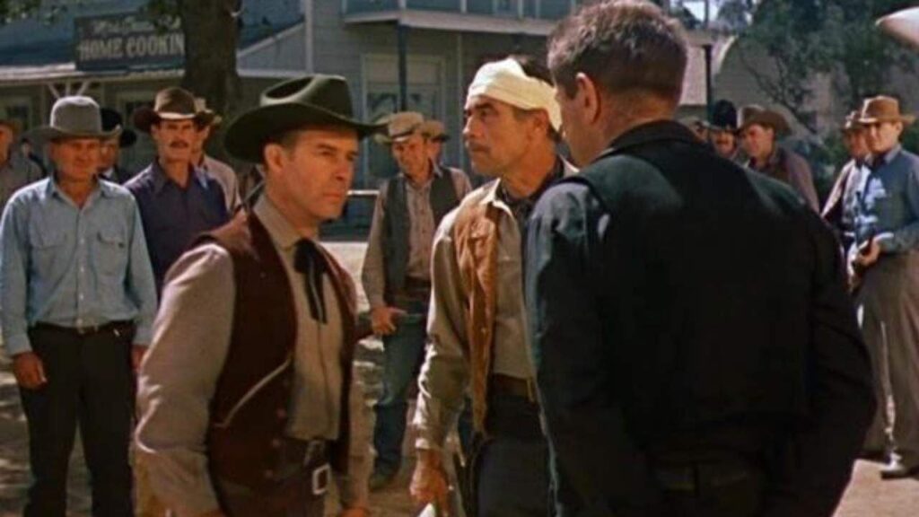 Hoy en TV: uno de los primeros westerns de Clint Eastwood, pero vas a tener que estar realmente atento para verlo imagen-5