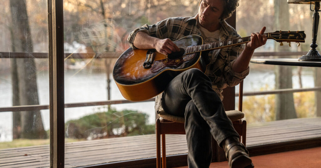 Jeremy Allen White es un Springsteen introspectivo, depresivo y en crisis en una  biopic inusual Jeremy Allen White es un Springsteen introspectivo, depresivo y en crisis en una biopic inusual imagen-4