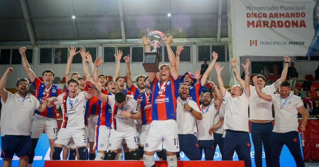 Un bálsamo: San Lorenzo campeón de la Supercopa Argentina de vóley Un bálsamo: San Lorenzo campeón de la Supercopa Argentina de vóley imagen-45