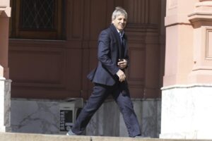Del auge al freno: la economía ya no crece y depende de las elecciones imagen-2