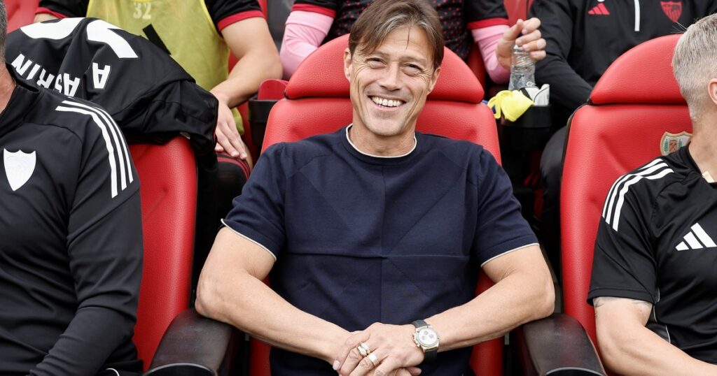 Almeyda, el líder de la Revolución Sevillana: el detrás de escena de la goleada al Barcelona imagen-4