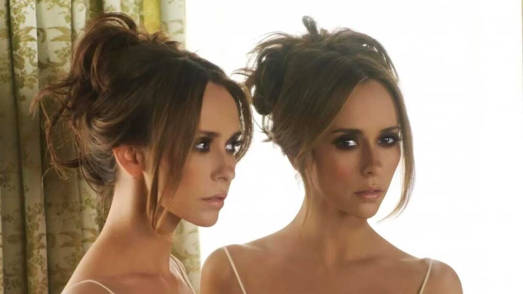 Siempre se nos olvida que existe, pero una serie española quiso imitar ‘Entre fantasmas’ y le salió mal: solo duró una temporada Siempre se nos olvida que existe, pero una serie española quiso imitar 'Entre fantasmas' y le salió mal: solo duró una temporada imagen-4