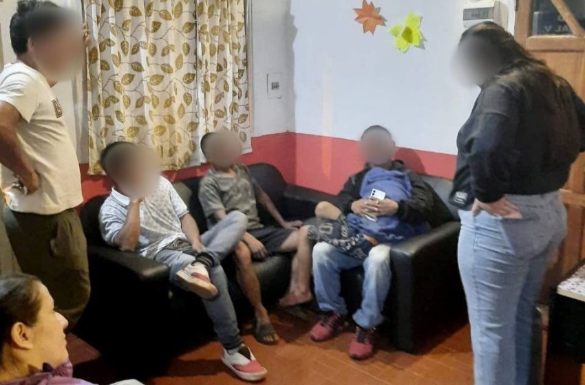 Resguardan a un menor que deambulaba pidiendo dinero en la vía pública en Iguazú imagen-78