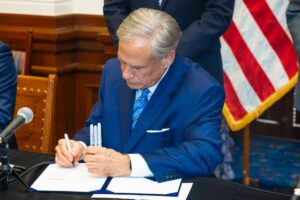 Nueva ley en Texas: el ambicioso proyecto turístico firmado por Greg Abbott que unirá San Antonio y Austin imagen-2
