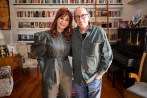 Cristina Kirchner recibió al músico cubano Silvio Rodríguez en su departamento imagen-4