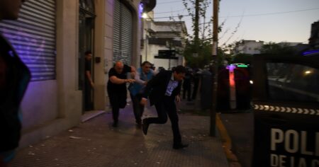 El trasfondo del escándalo en San Lorenzo: Moretti fue a la sede y se tuvo que ir en patrullero imagen-10