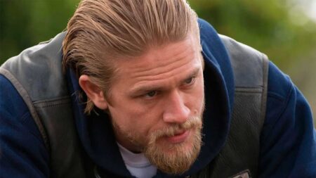 Charlie Hunnam regresa a la actuación después de dos años de sequía autoimpuesta: aceptó el proyecto sin leer el guion imagen-6