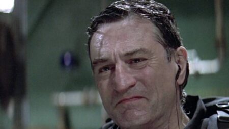 "Desearías que fuera una marioneta para poder meterme la mano en el culo": Marlon Brando y este director se llevaron tan mal que Robert de Niro tuvo que dirigir al actor imagen-6
