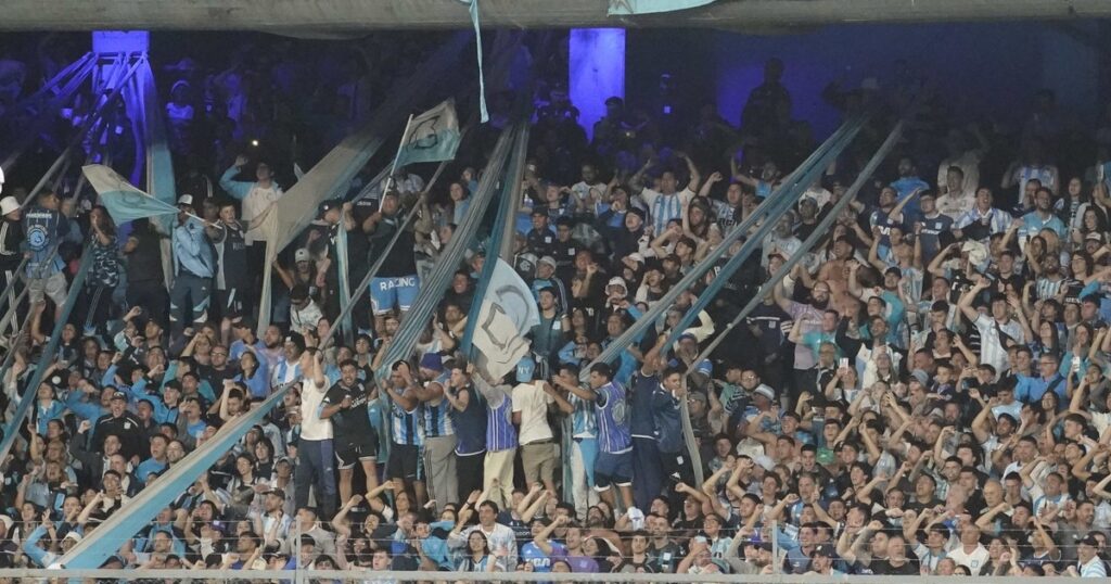 El operativo de seguridad para Racing – Flamengo: piden llegar temprano El operativo de seguridad para Racing - Flamengo: piden llegar temprano imagen-5