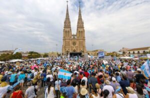 La fe camina a Luján: miles de peregrinos participarán de la 51ª marcha juvenil imagen-1